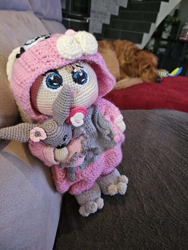 Ellie & Tiny – Poupée en crochet faite main avec éléphant
